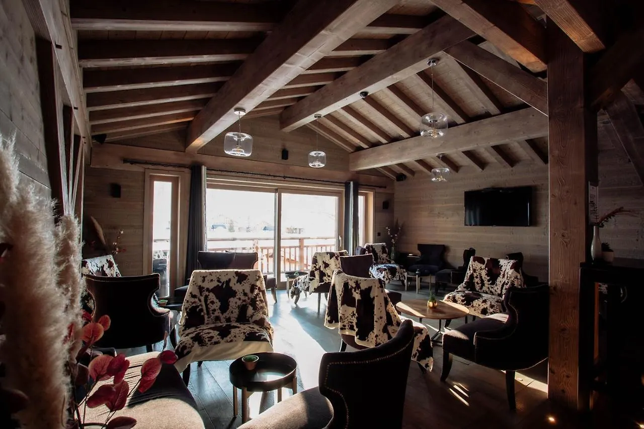 Victoria Lodge, Friendly Hotel Val-d'Isere France